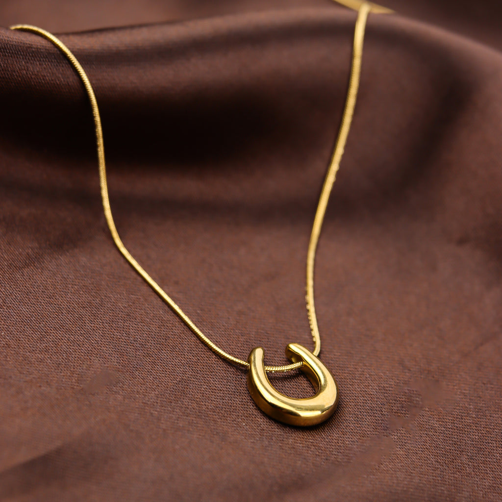 Golden Horseshoe Pendant Necklace