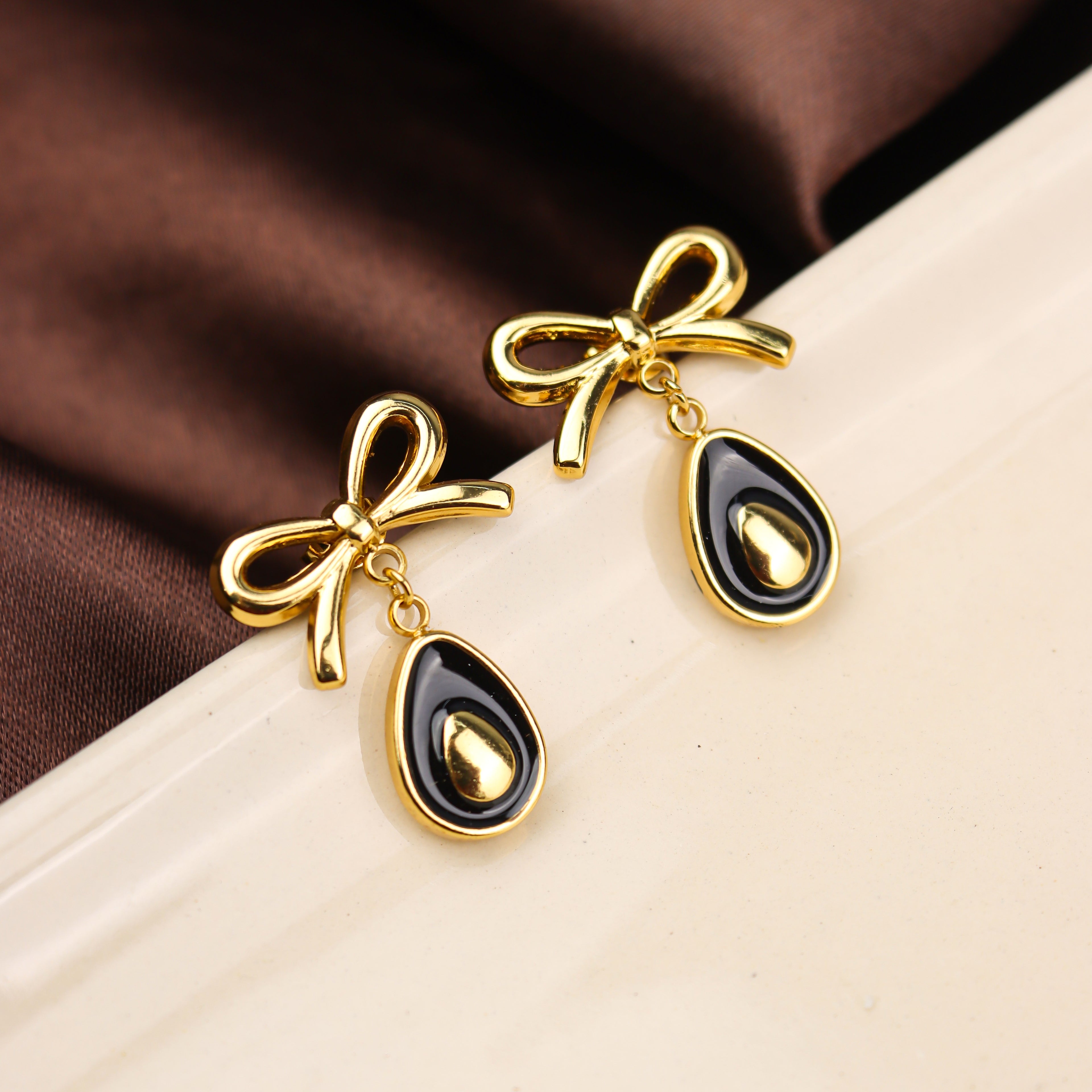Black Teardrop Bow Earrings