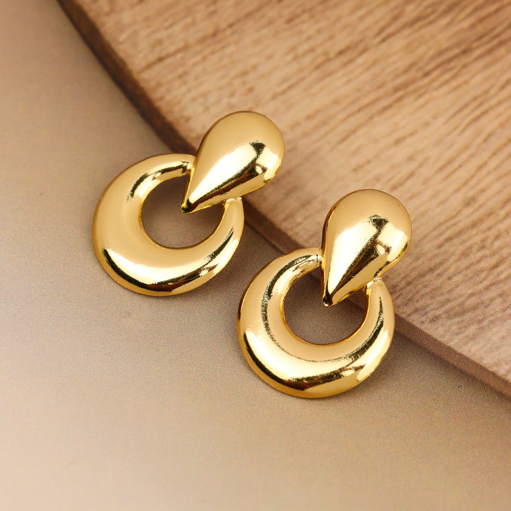 Golden Linked Circle Earrings